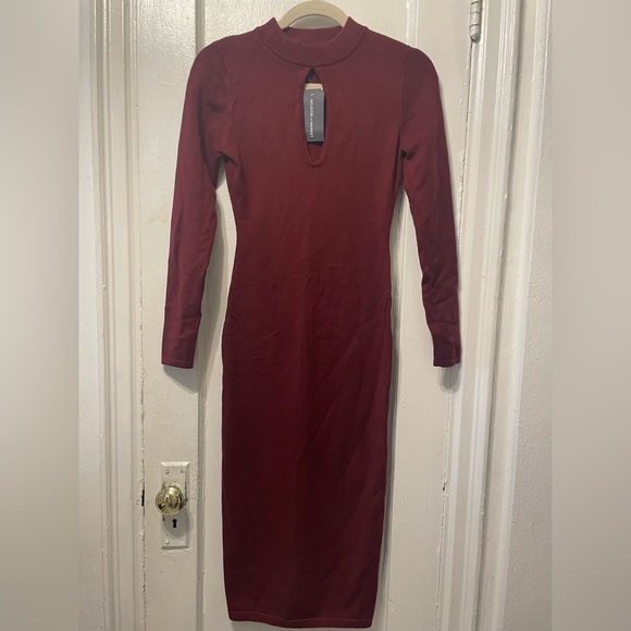 Melrose and Market Dresses & Skirts - Melrose and Market Red Bodycon Long Sleeve Dress